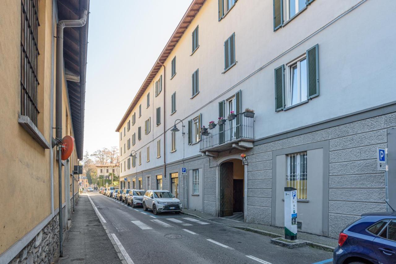 Cernobbio Charming Apt! Bagian luar foto